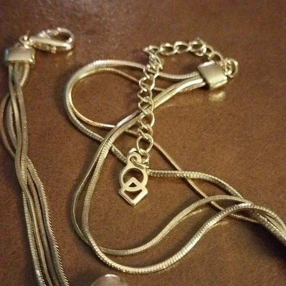 18" Gold Tone Multiple Strand Adjustable Fashion Necklace Circular Pendants - Picture 8 of 8